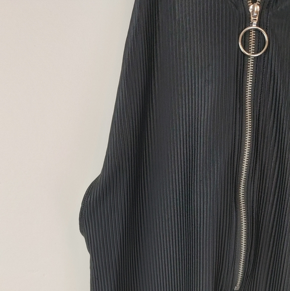 FOREVER 21 | NWT Black Ribbed Hooded Body Suite - Picture 3 of 10